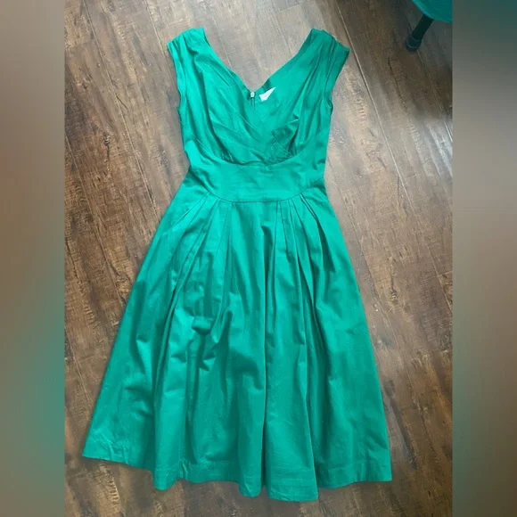 mens suit to match green dress 1960s Green Floral Babydoll Dress L – The Barn Owl Vintage Goods